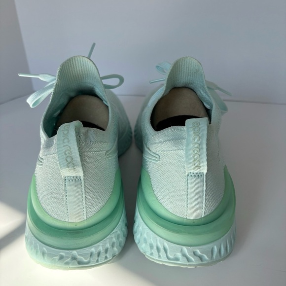 Nike Epic React Flyknit 2 Teal Tint Running Shoes Men’s Size 12.5 EUR 47 - Picture 4 of 13